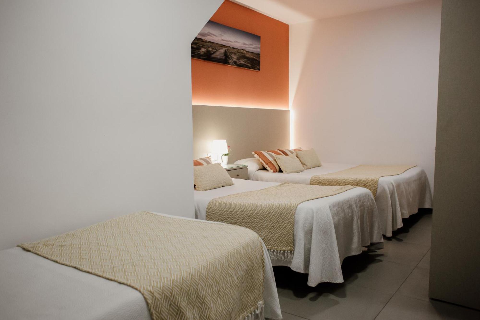 Apartamentos Turisticos Mastil 16 Malaga Ngoại thất bức ảnh