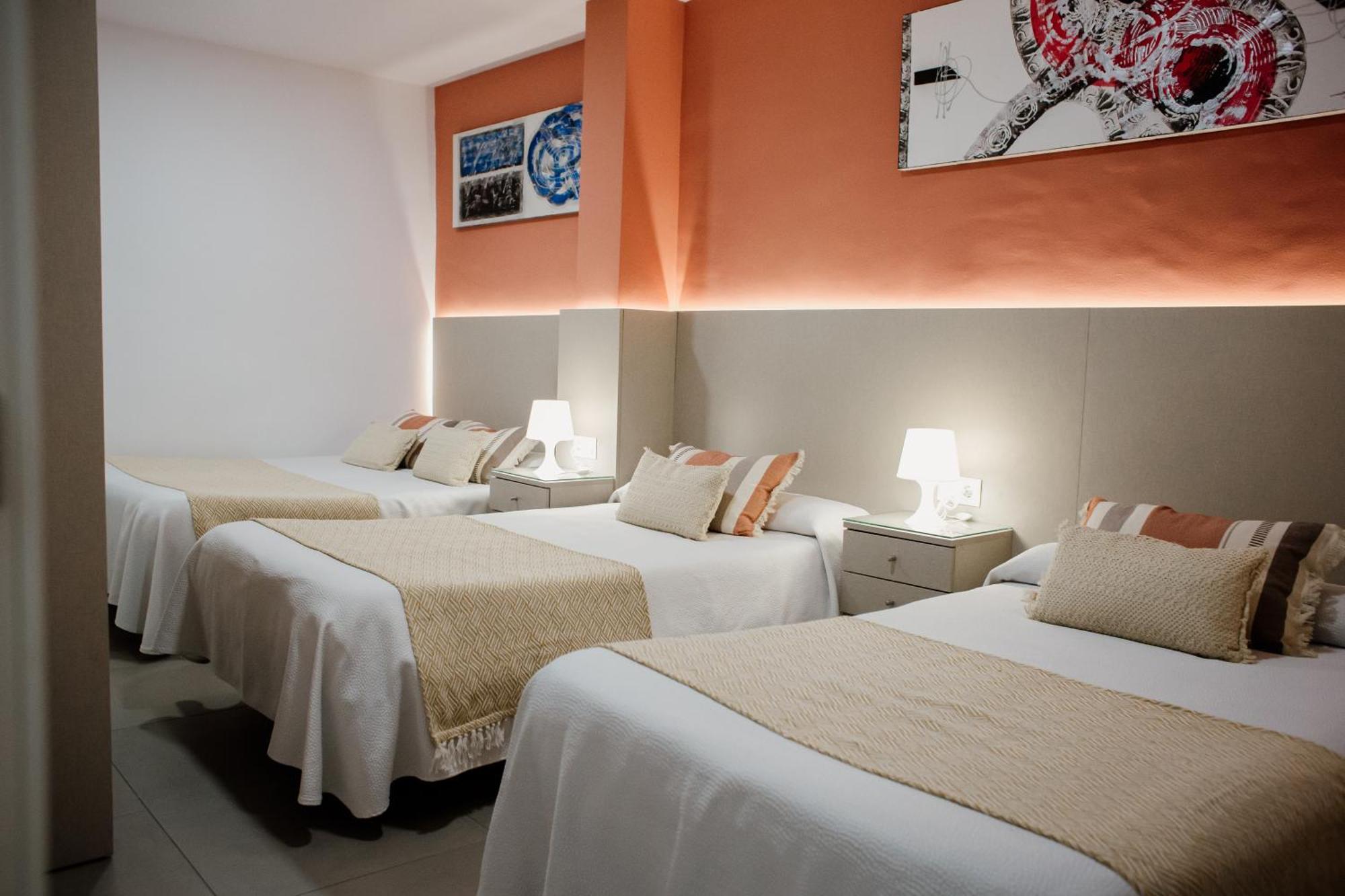 Apartamentos Turisticos Mastil 16 Malaga Ngoại thất bức ảnh