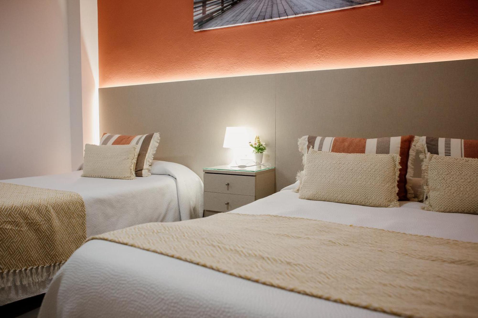 Apartamentos Turisticos Mastil 16 Malaga Ngoại thất bức ảnh