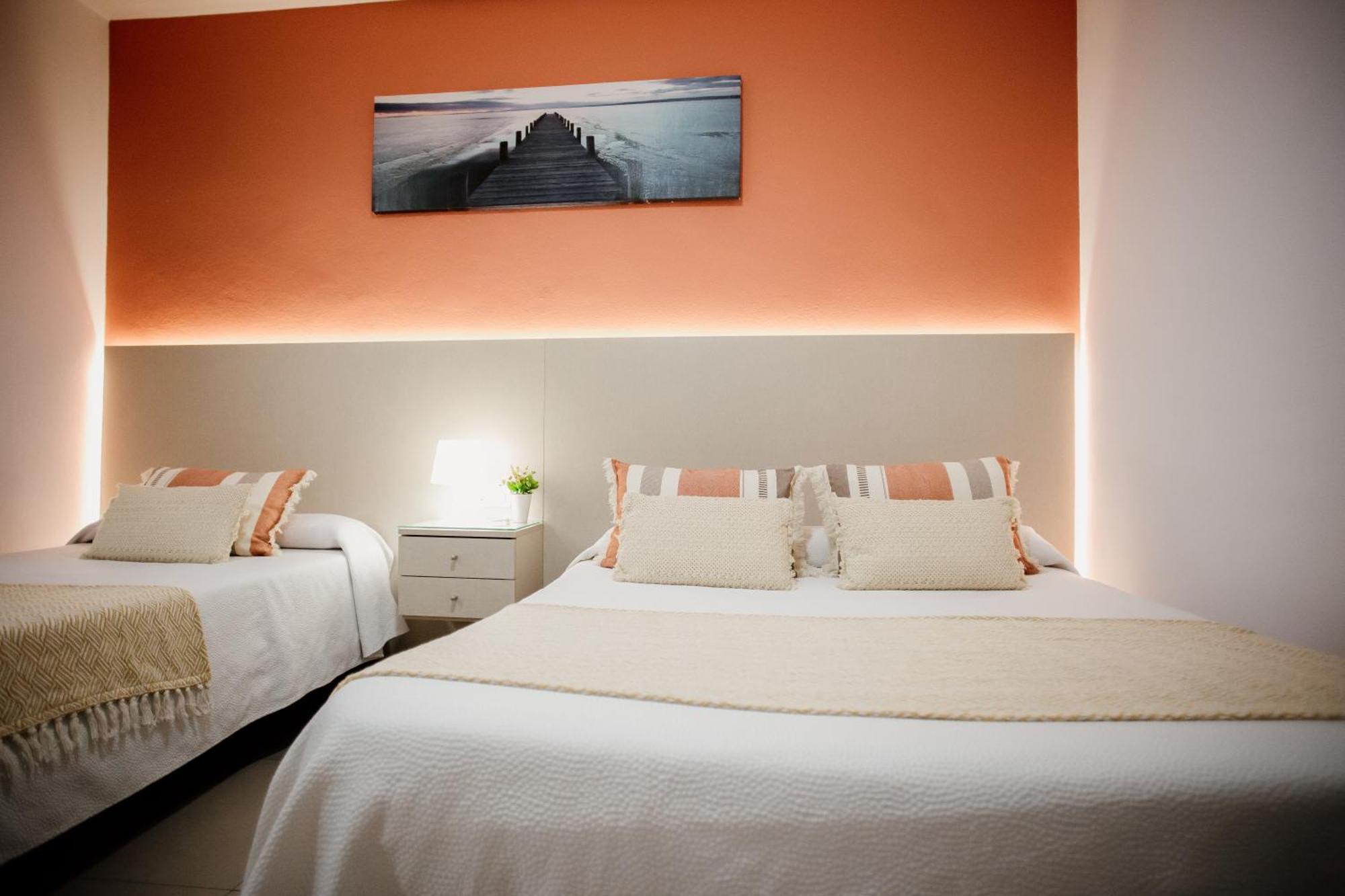 Apartamentos Turisticos Mastil 16 Malaga Ngoại thất bức ảnh