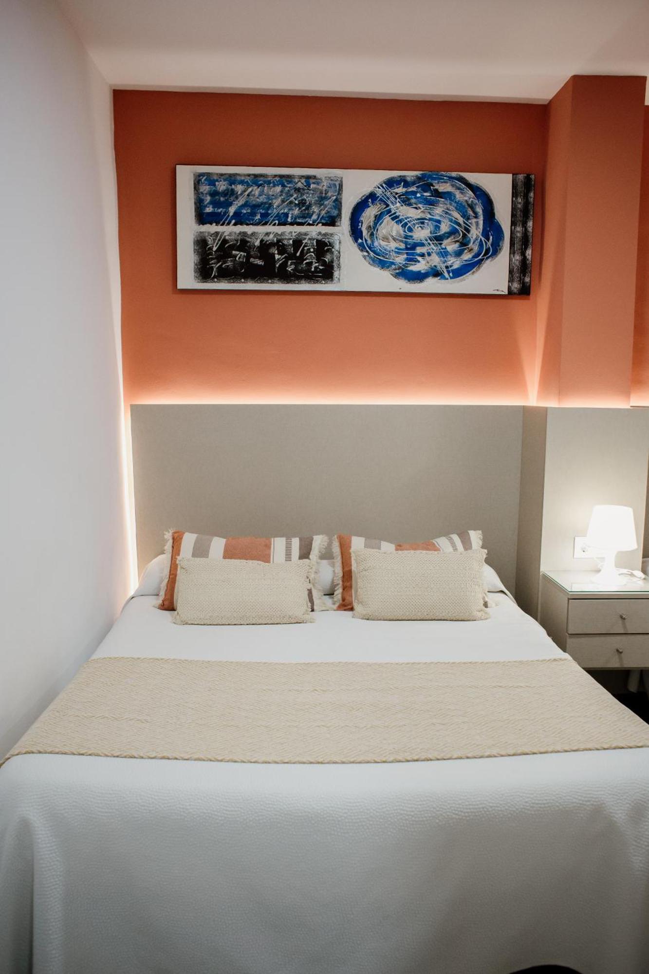 Apartamentos Turisticos Mastil 16 Malaga Ngoại thất bức ảnh