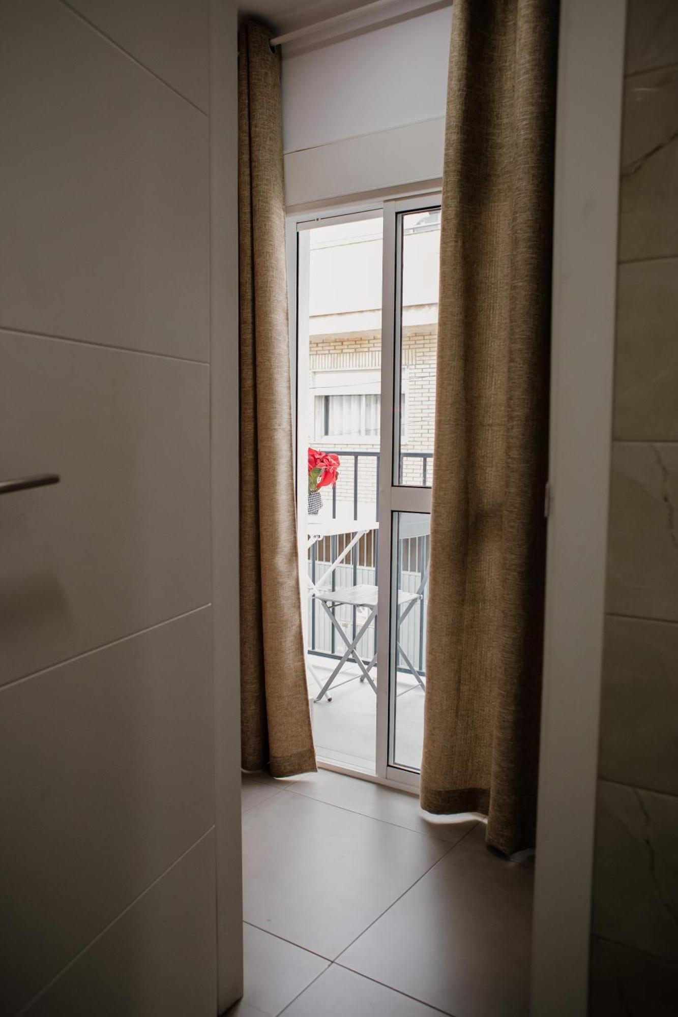 Apartamentos Turisticos Mastil 16 Malaga Ngoại thất bức ảnh