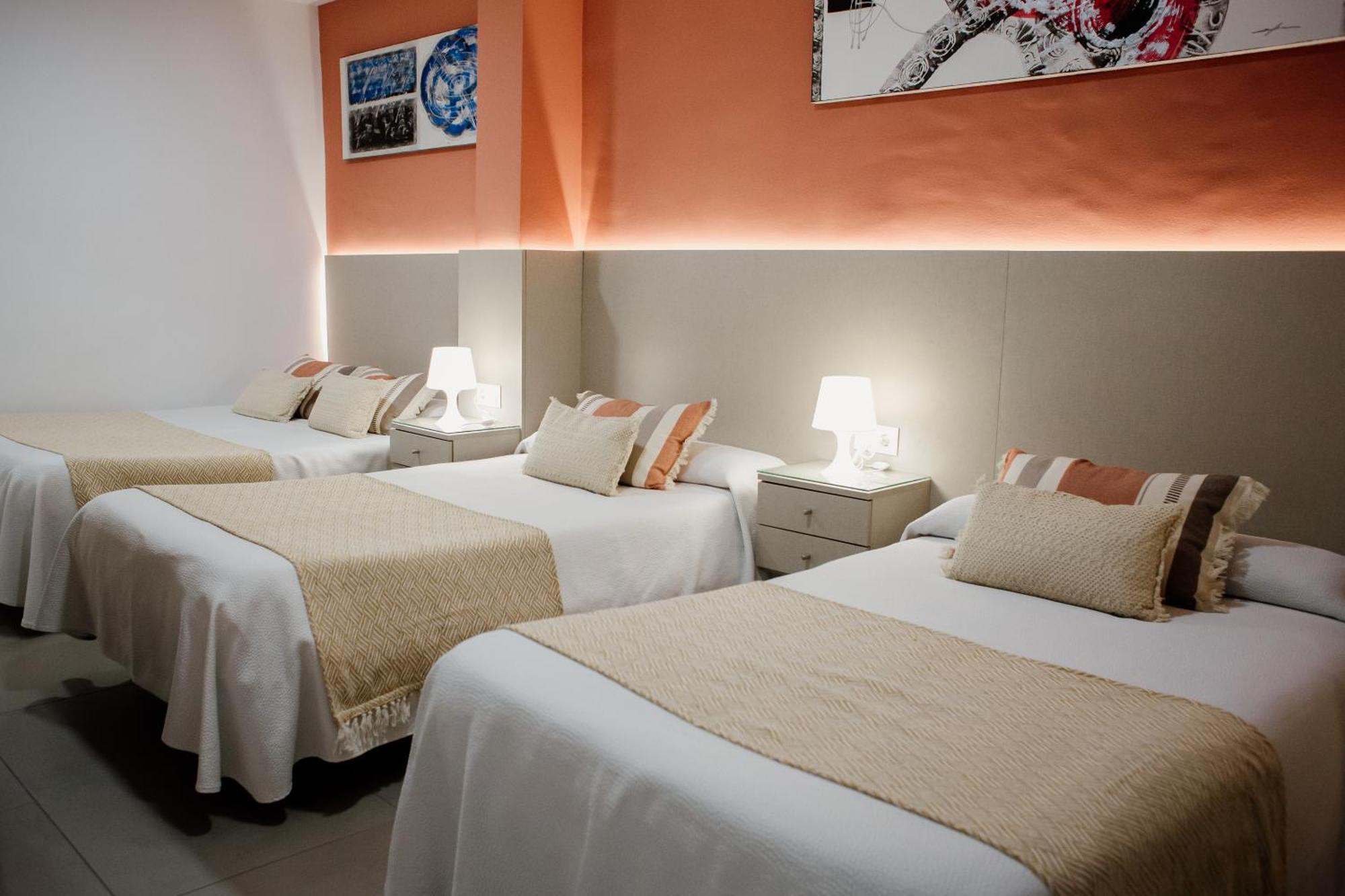 Apartamentos Turisticos Mastil 16 Malaga Ngoại thất bức ảnh