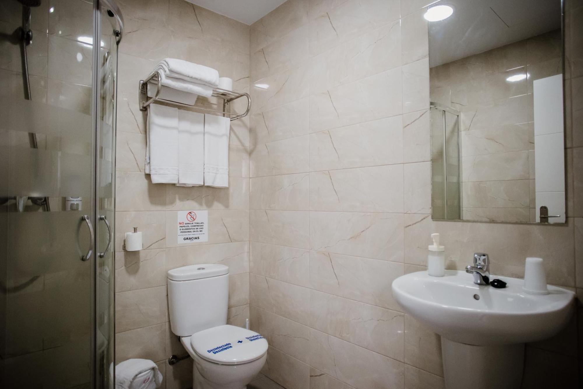 Apartamentos Turisticos Mastil 16 Malaga Ngoại thất bức ảnh