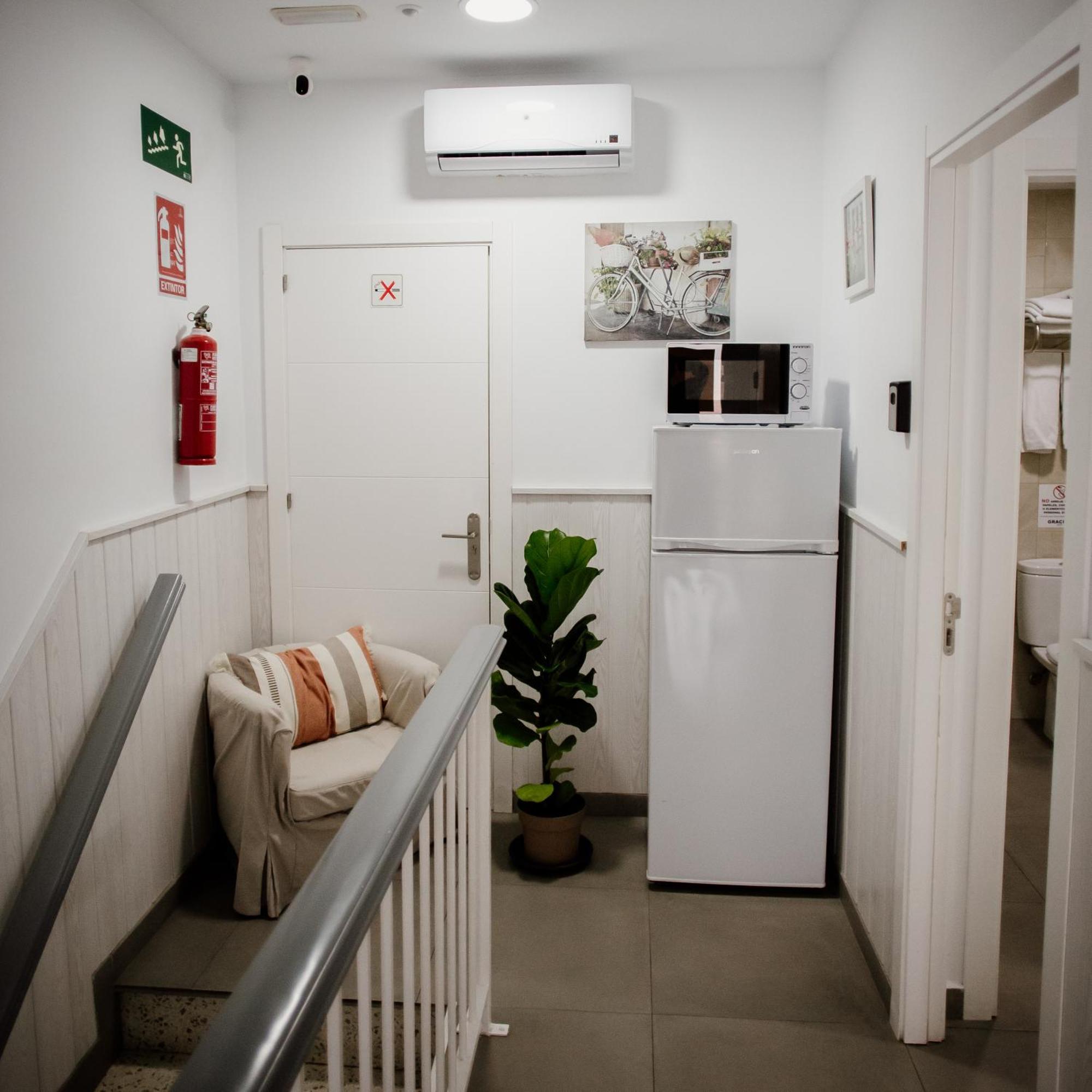 Apartamentos Turisticos Mastil 16 Malaga Ngoại thất bức ảnh