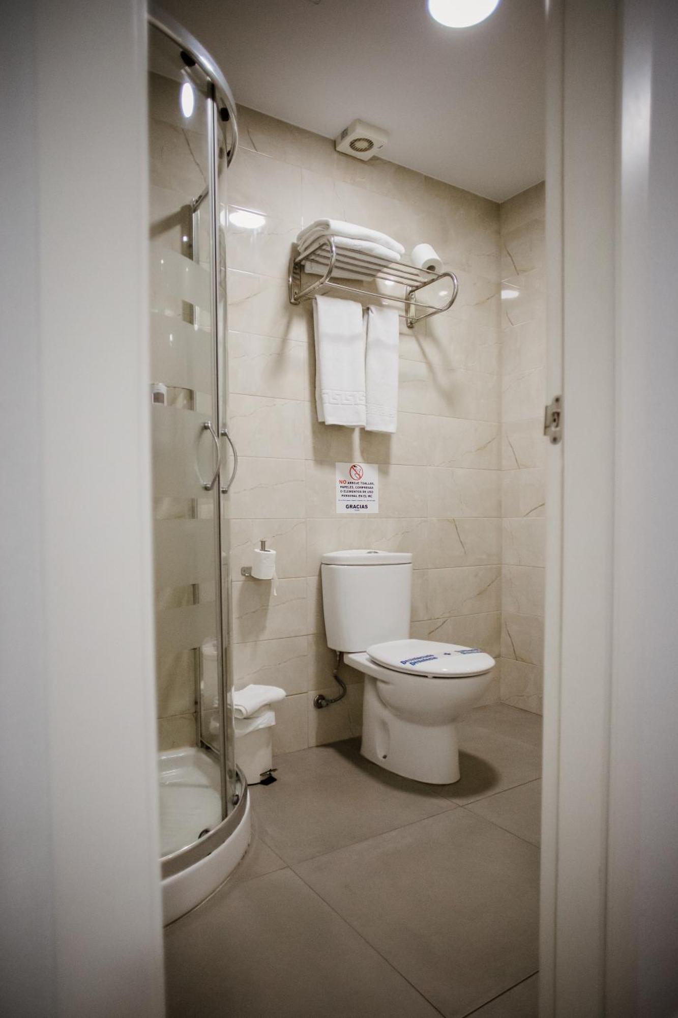 Apartamentos Turisticos Mastil 16 Malaga Ngoại thất bức ảnh